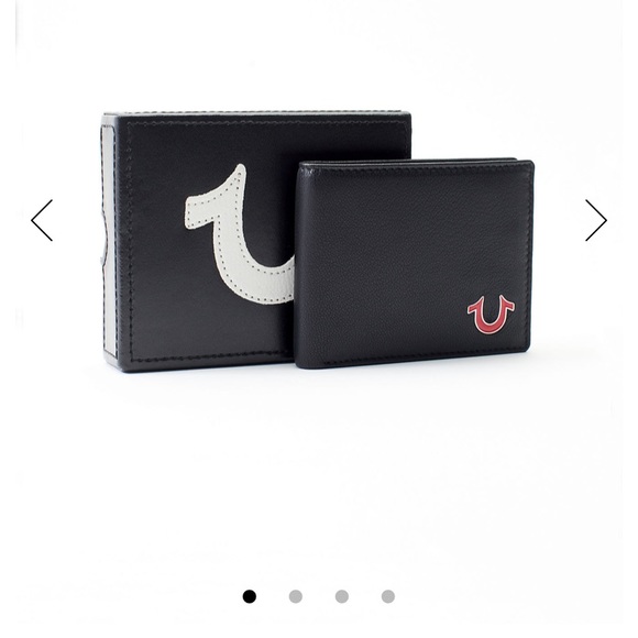 True Religion Other - True Religion / horseshoe bifold wallet 🧲